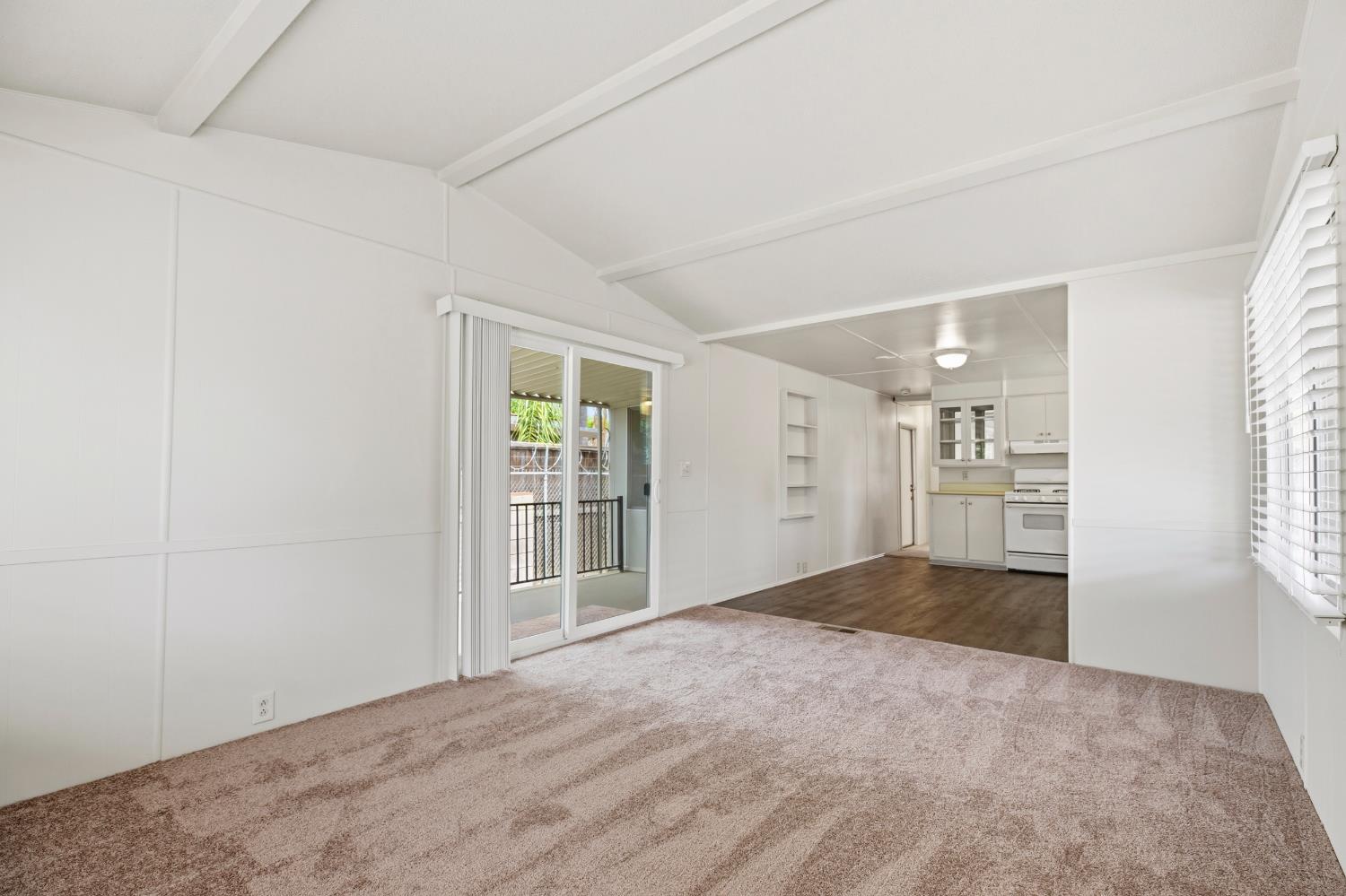 2307 Oakdale Rd #36, Modesto, CA 95355