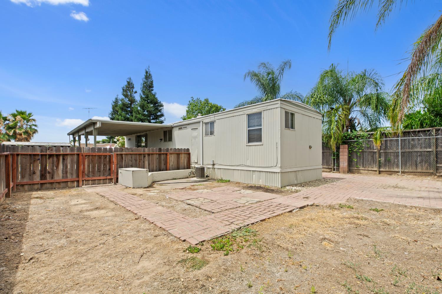 2307 Oakdale Rd #36, Modesto, CA 95355