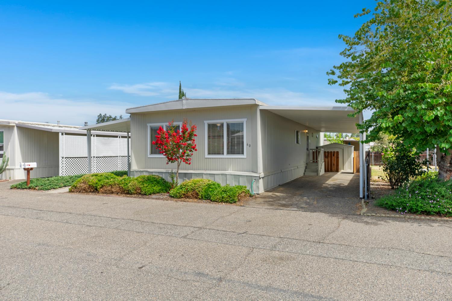 2307 Oakdale Rd #60, Modesto, CA 95355