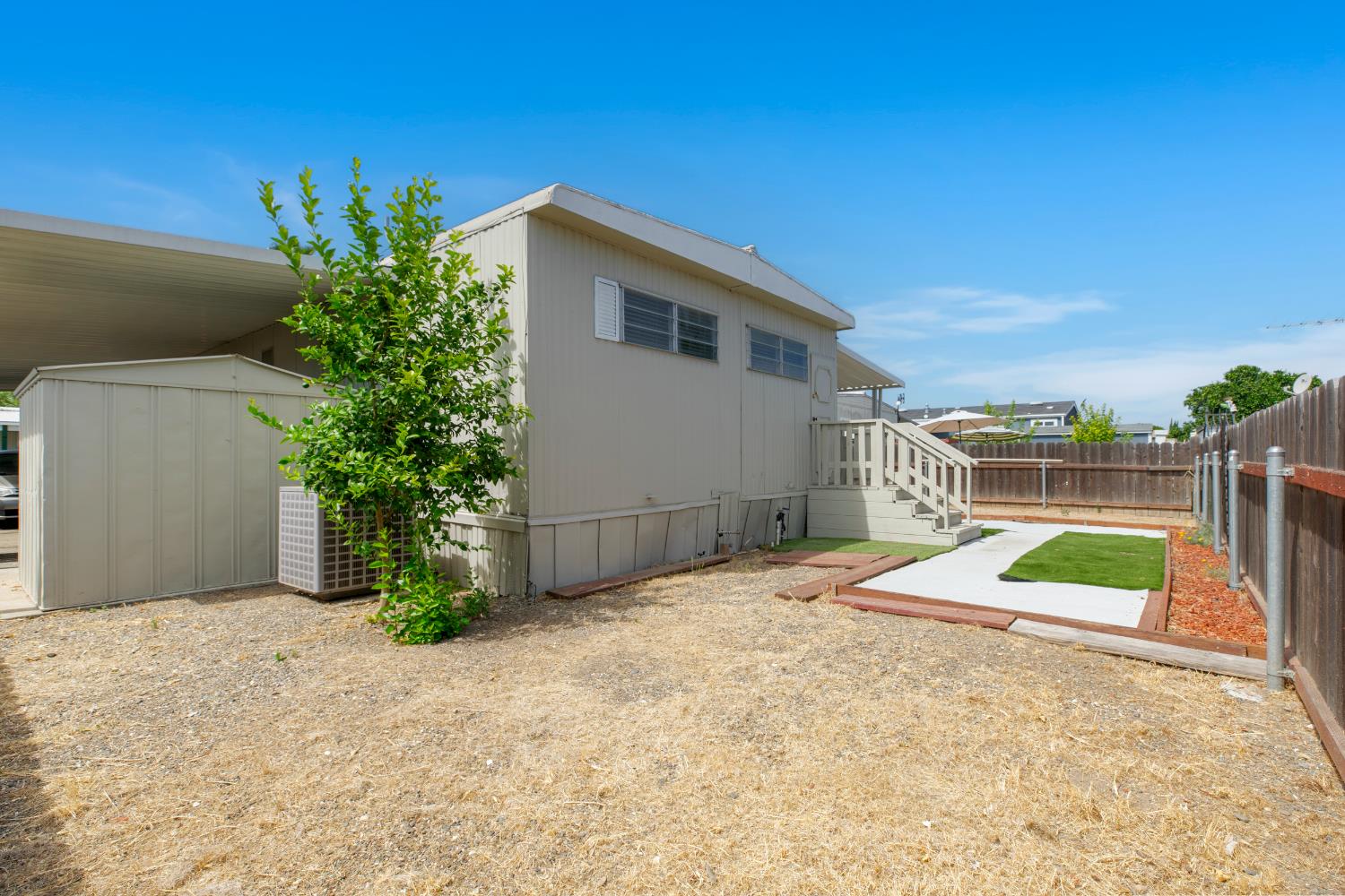 2307 Oakdale Rd #60, Modesto, CA 95355