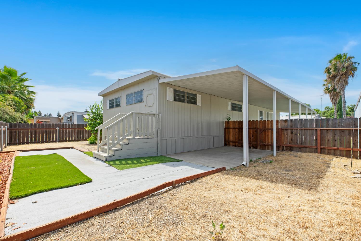 2307 Oakdale Rd #60, Modesto, CA 95355