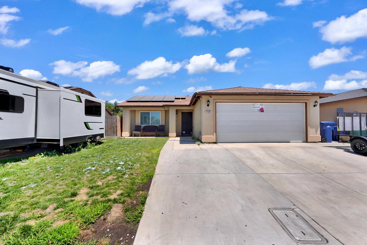 7480 W Meadowlark Ct, Winton, CA 95388