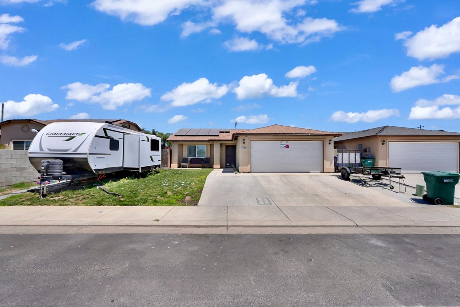 7480 W Meadowlark Ct, Winton, CA 95388