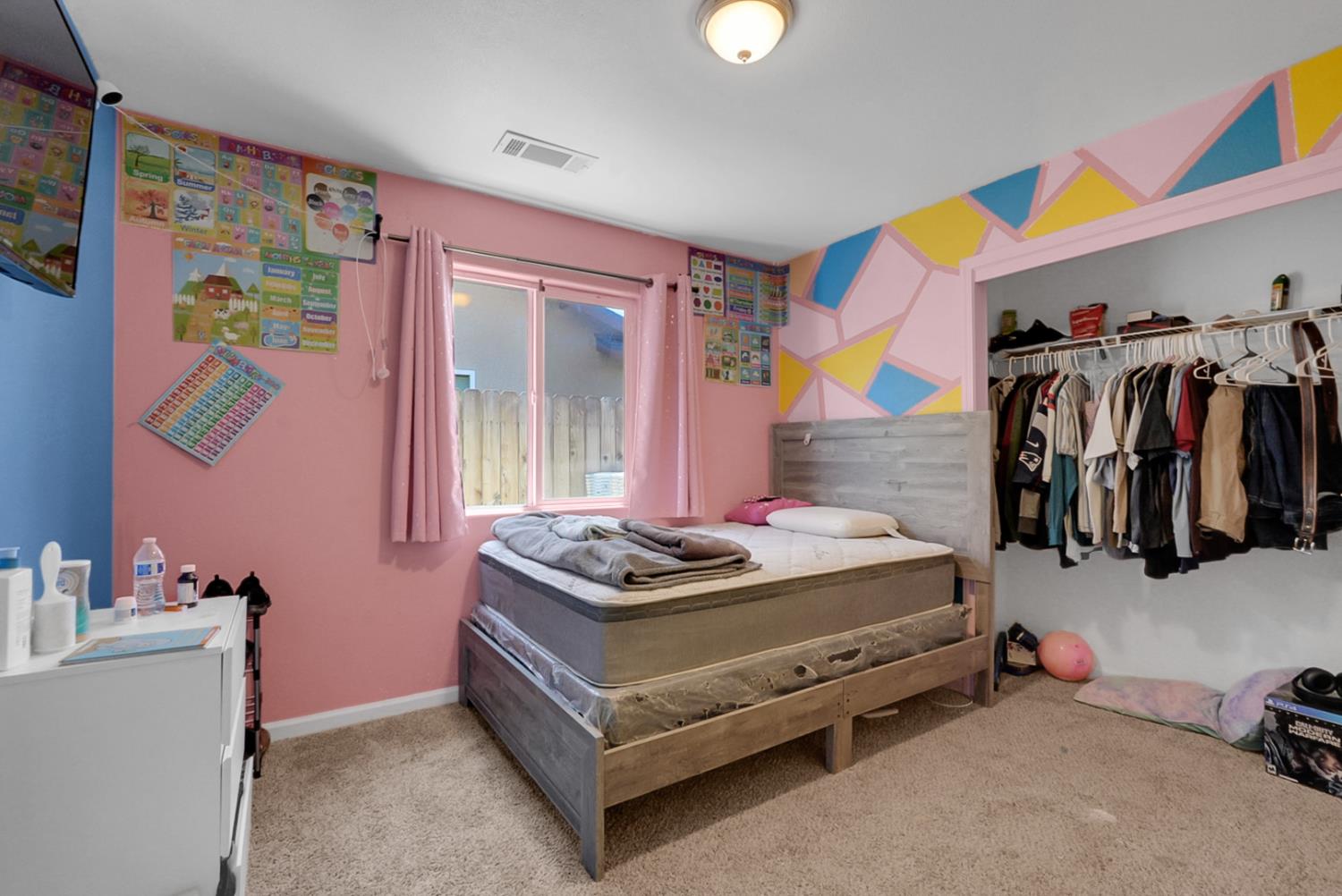 7480 W Meadowlark Ct, Winton, CA 95388