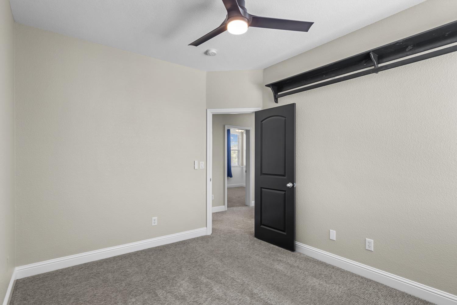 1447 Haven St, Oakdale, CA 95361