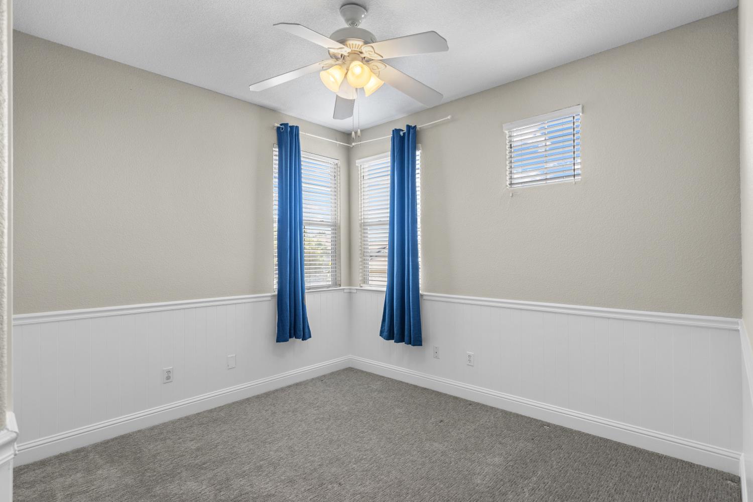 1447 Haven St, Oakdale, CA 95361