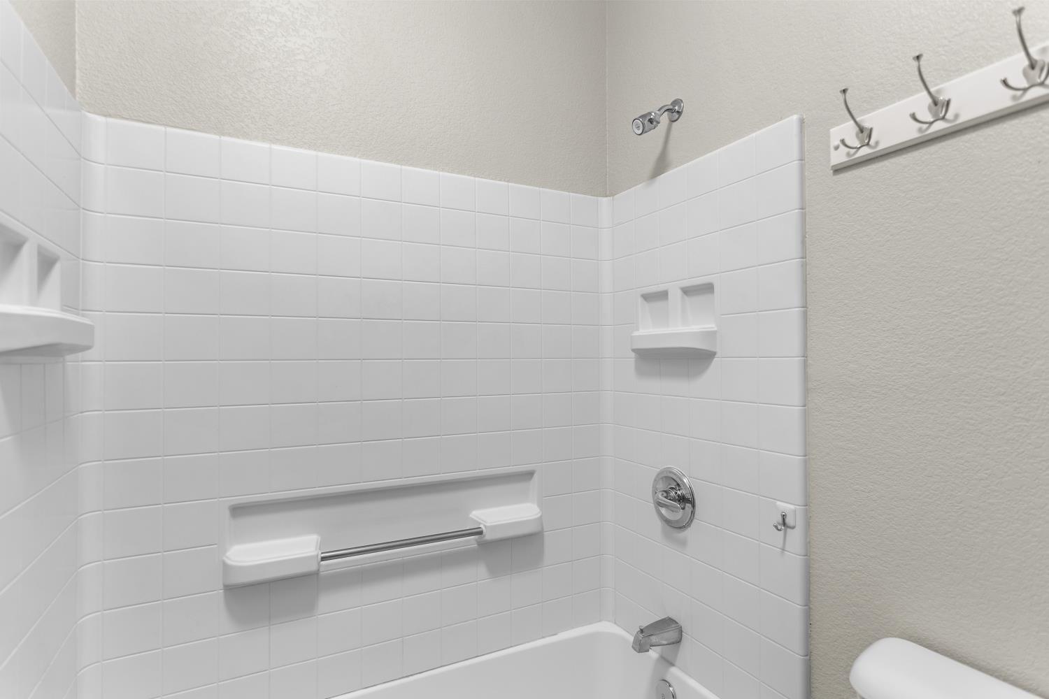 1447 Haven St, Oakdale, CA 95361