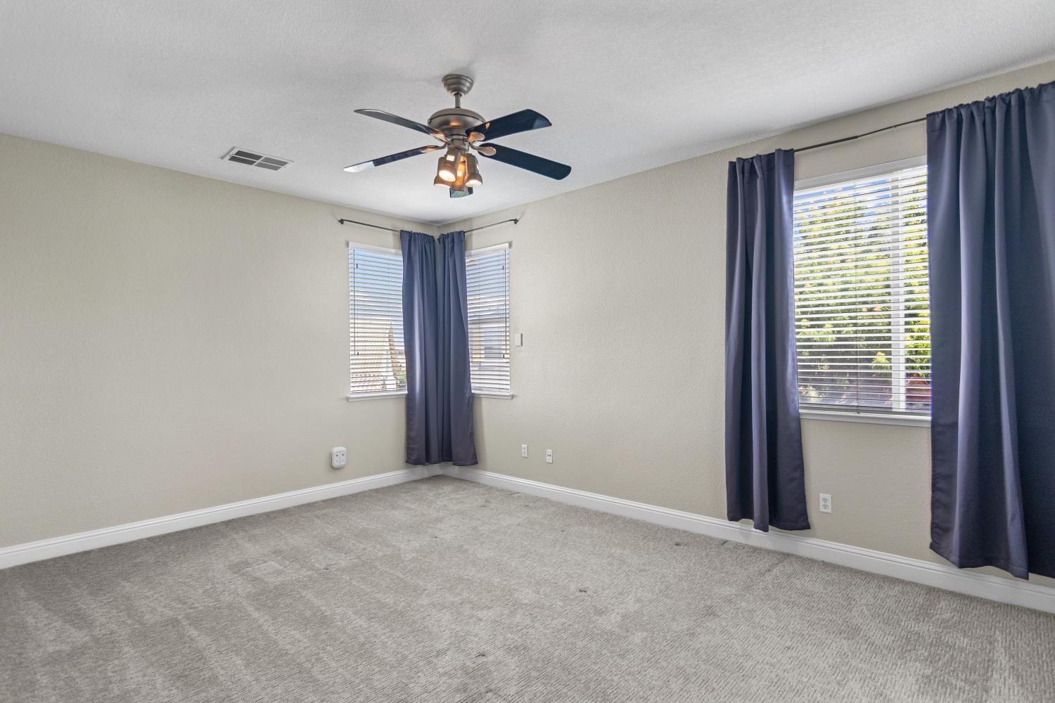 1447 Haven St, Oakdale, CA 95361