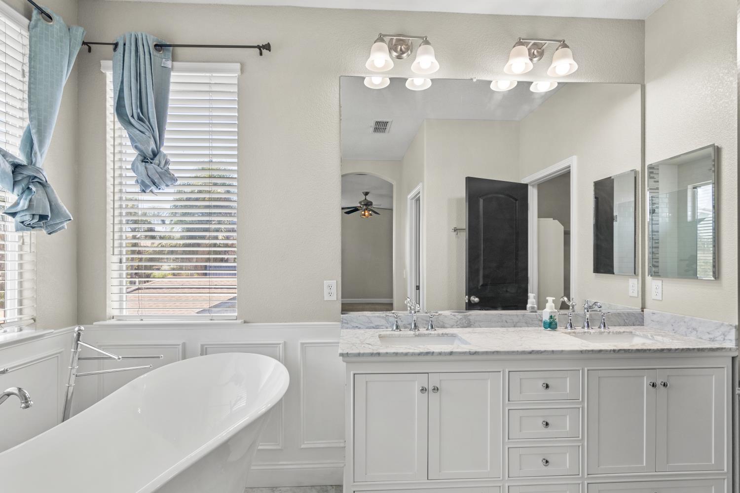 1447 Haven St, Oakdale, CA 95361