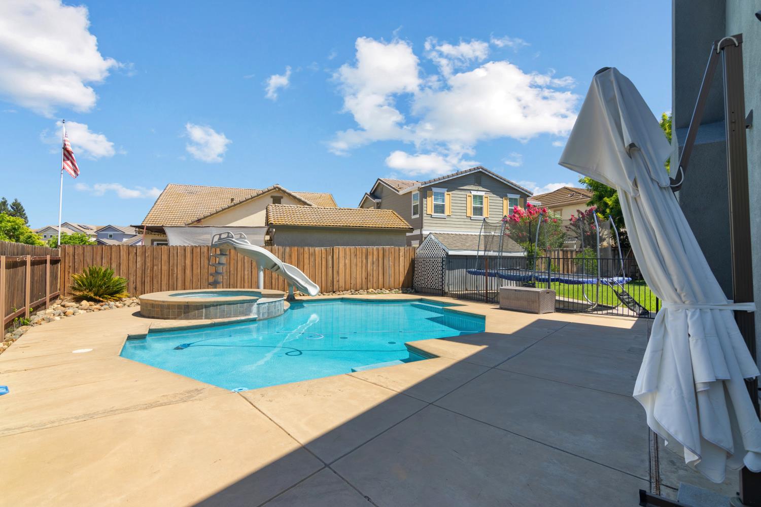 1447 Haven St, Oakdale, CA 95361