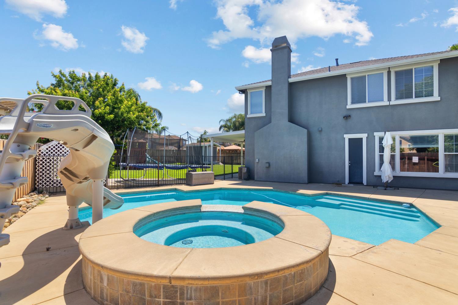 1447 Haven St, Oakdale, CA 95361
