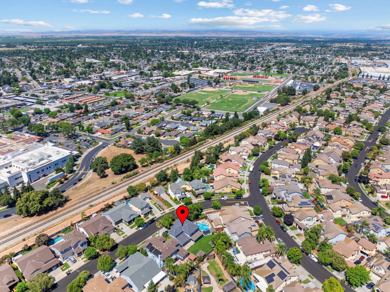 1447 Haven St, Oakdale, CA 95361