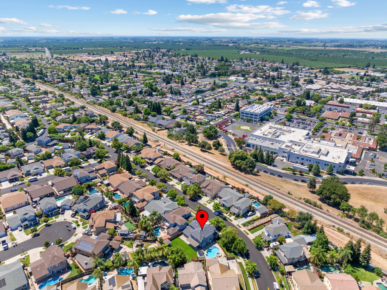 1447 Haven St, Oakdale, CA 95361