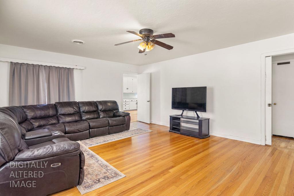 906 Hoyer Rd, Newman, CA 95360