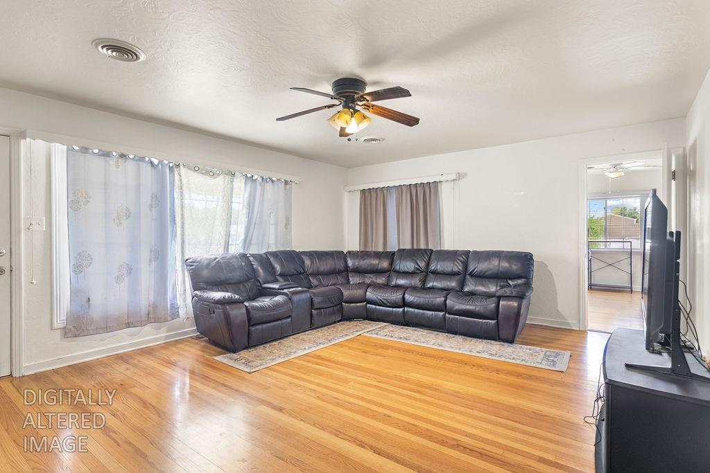 906 Hoyer Rd, Newman, CA 95360