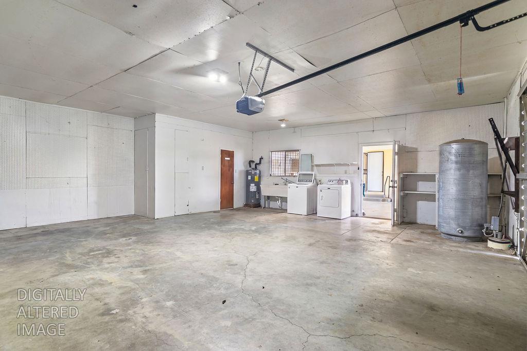 906 Hoyer Rd, Newman, CA 95360