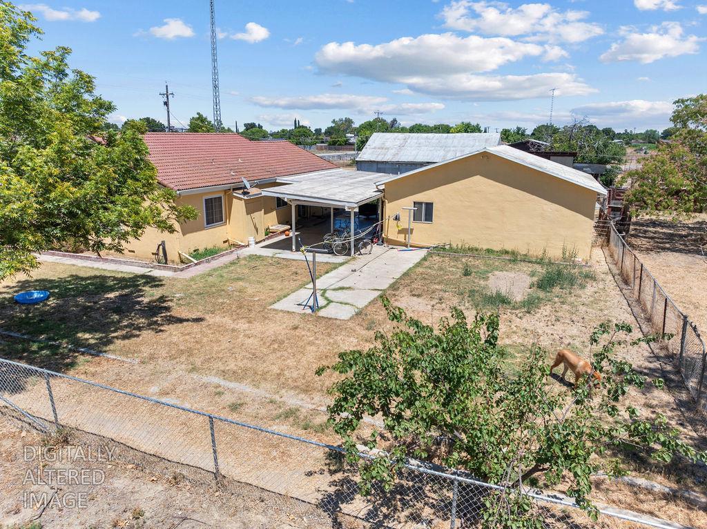 906 Hoyer Rd, Newman, CA 95360