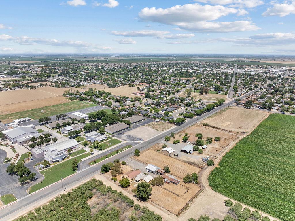 906 Hoyer Rd, Newman, CA 95360