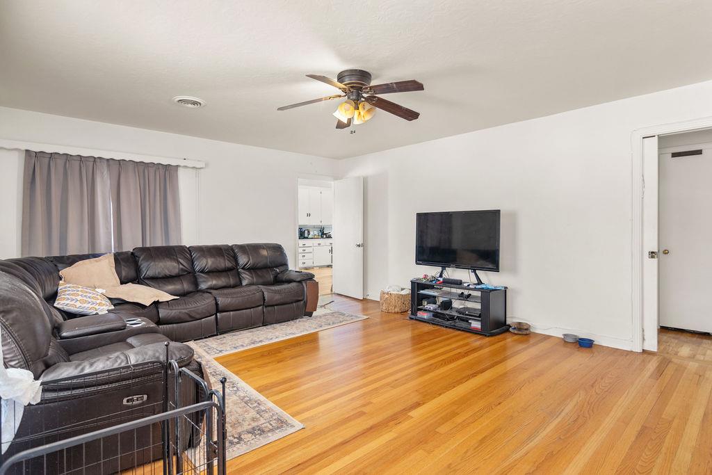 906 Hoyer Rd, Newman, CA 95360