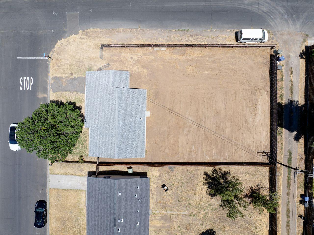 2354 Lambert St, Modesto, CA 95354