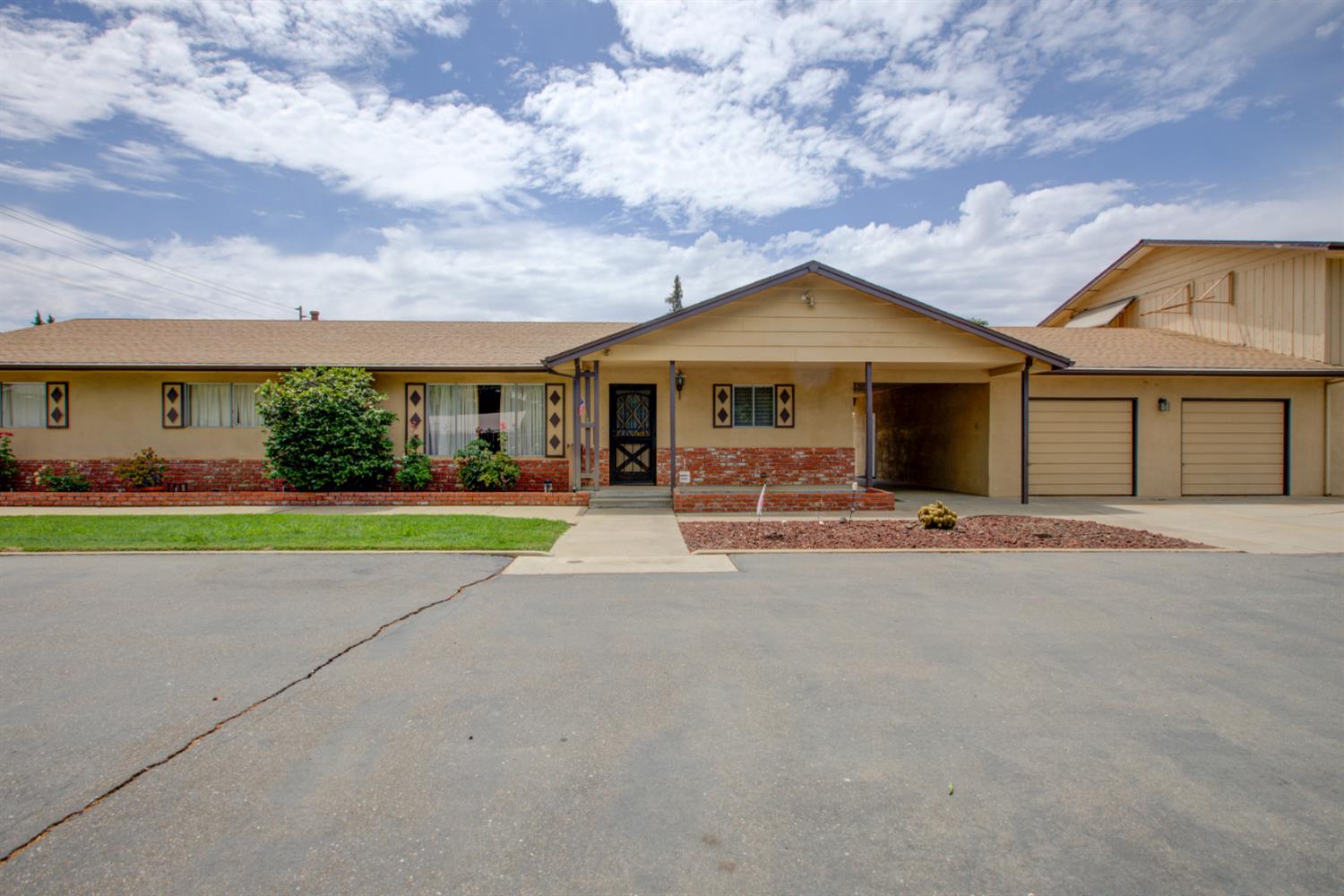 1729 Beverly Dr, Modesto, CA 95358