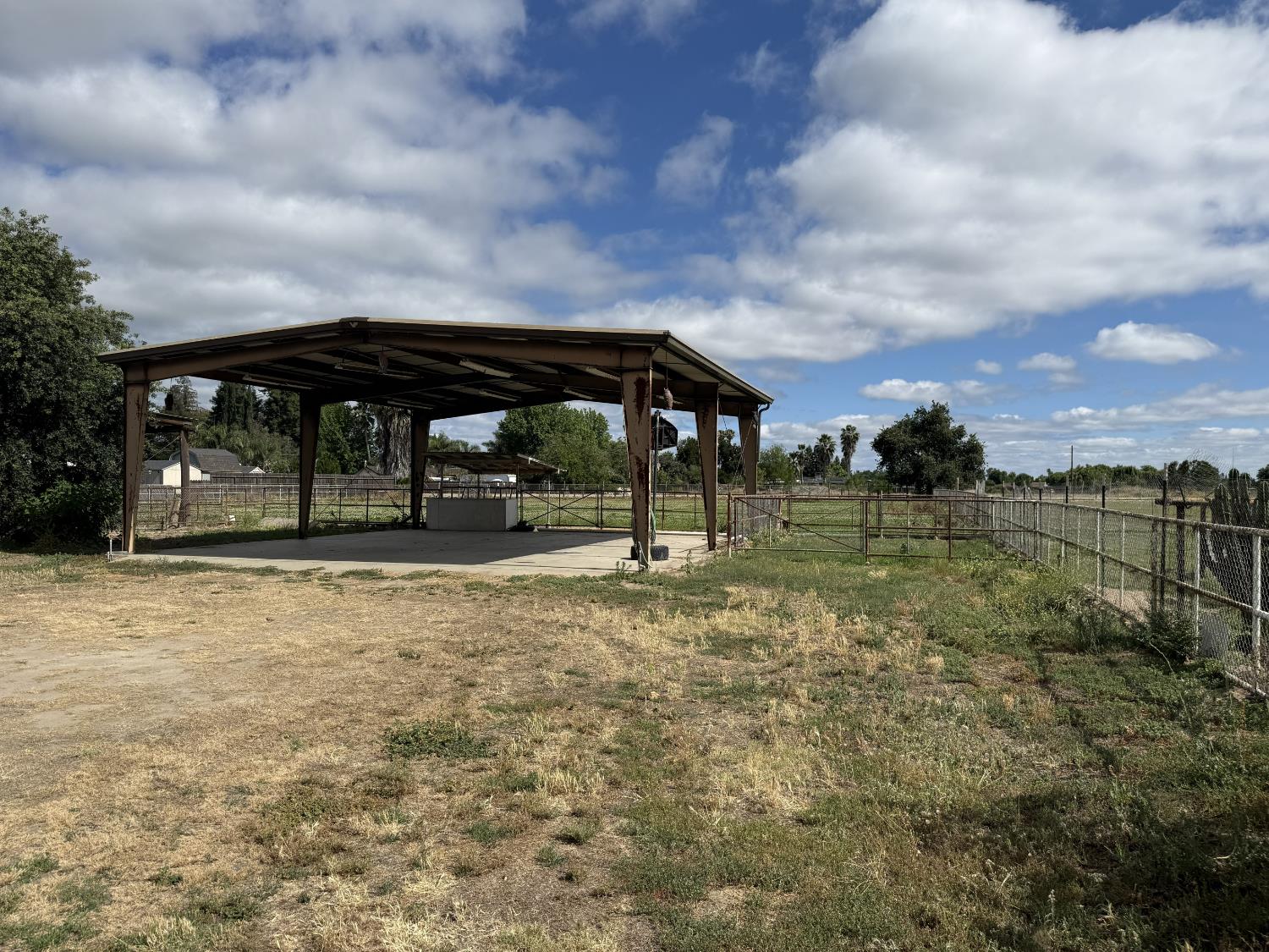 1729 Beverly Dr, Modesto, CA 95358