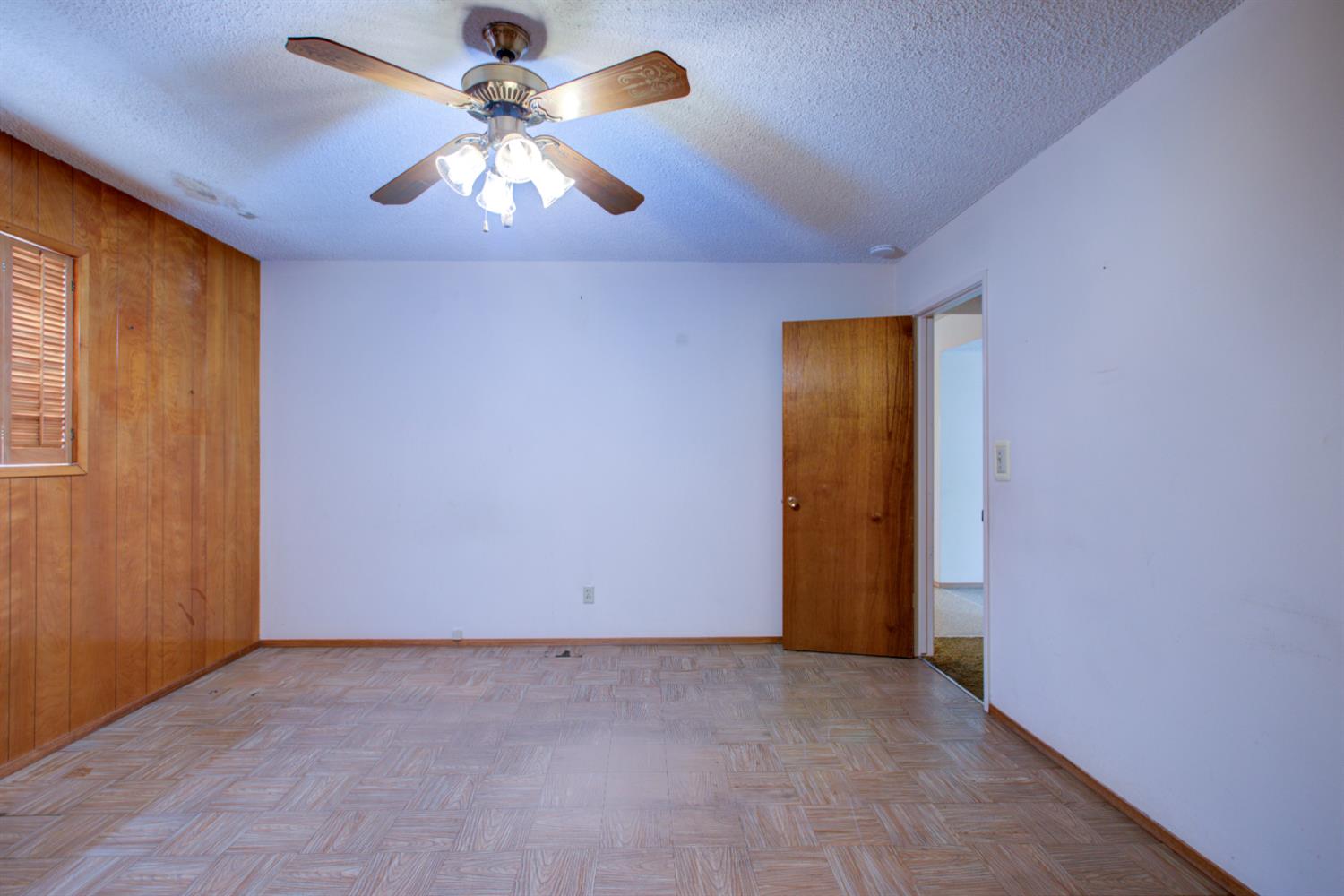 1729 Beverly Dr, Modesto, CA 95358
