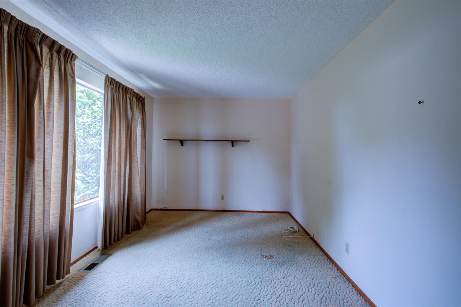 1729 Beverly Dr, Modesto, CA 95358