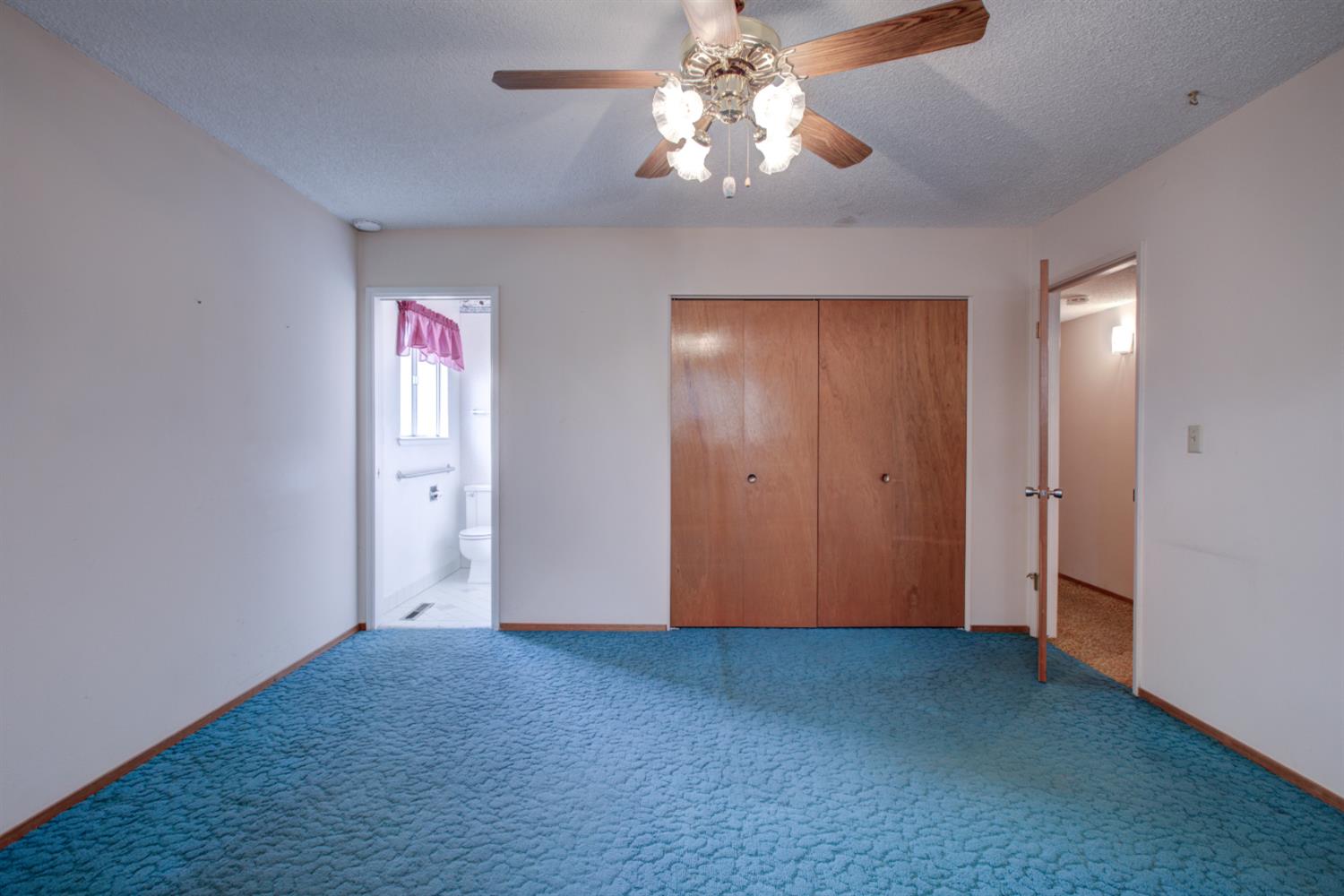 1729 Beverly Dr, Modesto, CA 95358