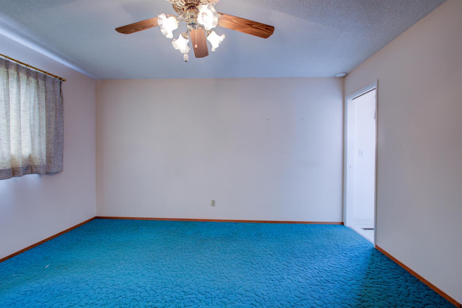 1729 Beverly Dr, Modesto, CA 95358