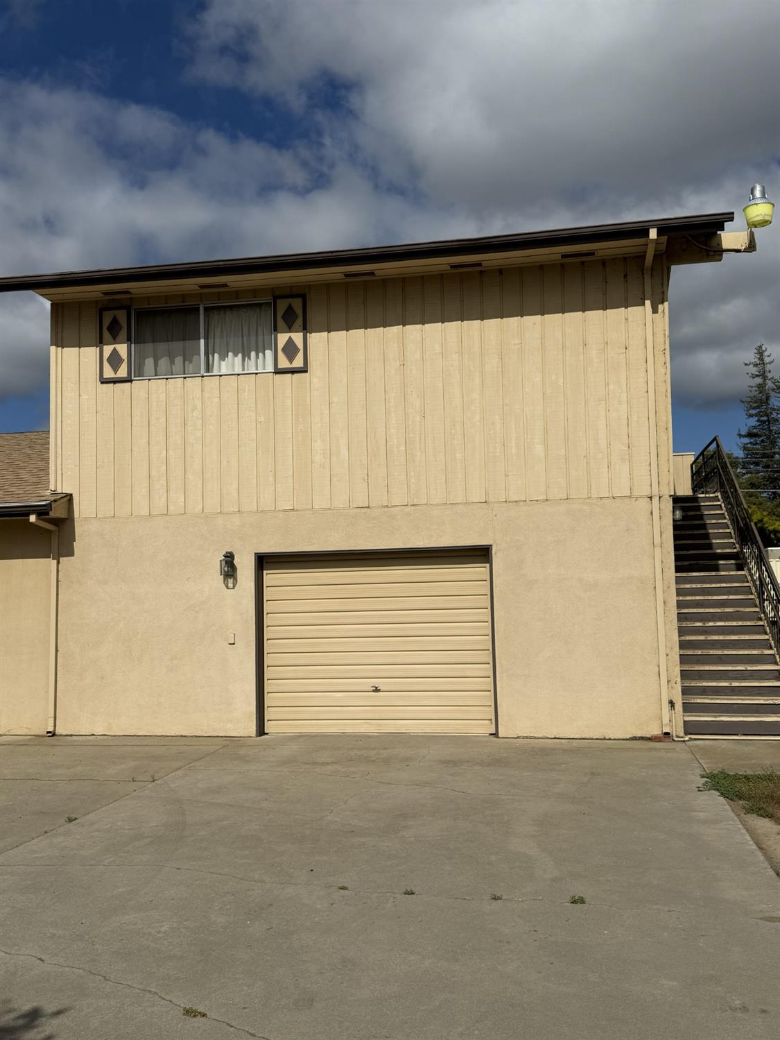 1729 Beverly Dr, Modesto, CA 95358