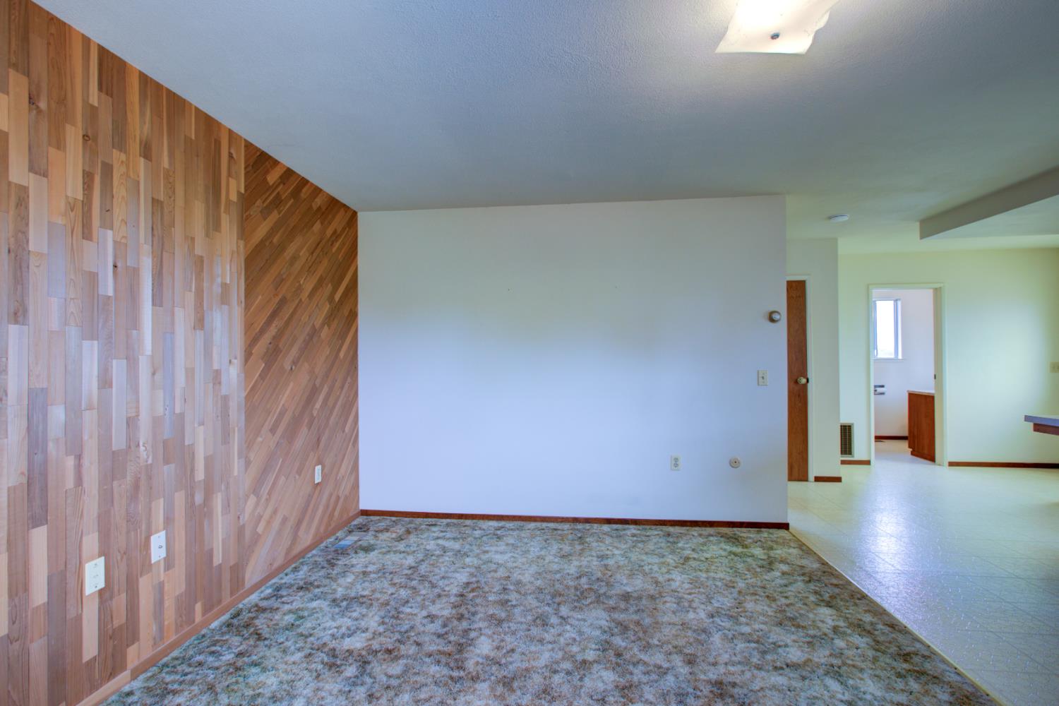 1729 Beverly Dr, Modesto, CA 95358