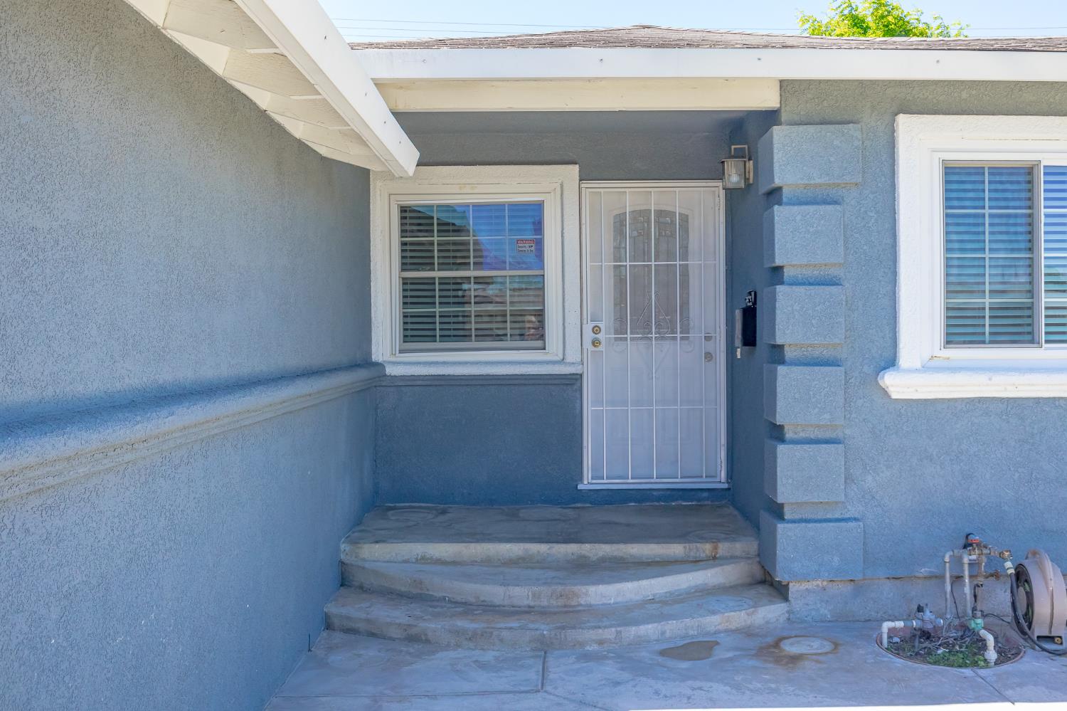 430 Eva Dr, Manteca, CA 95336