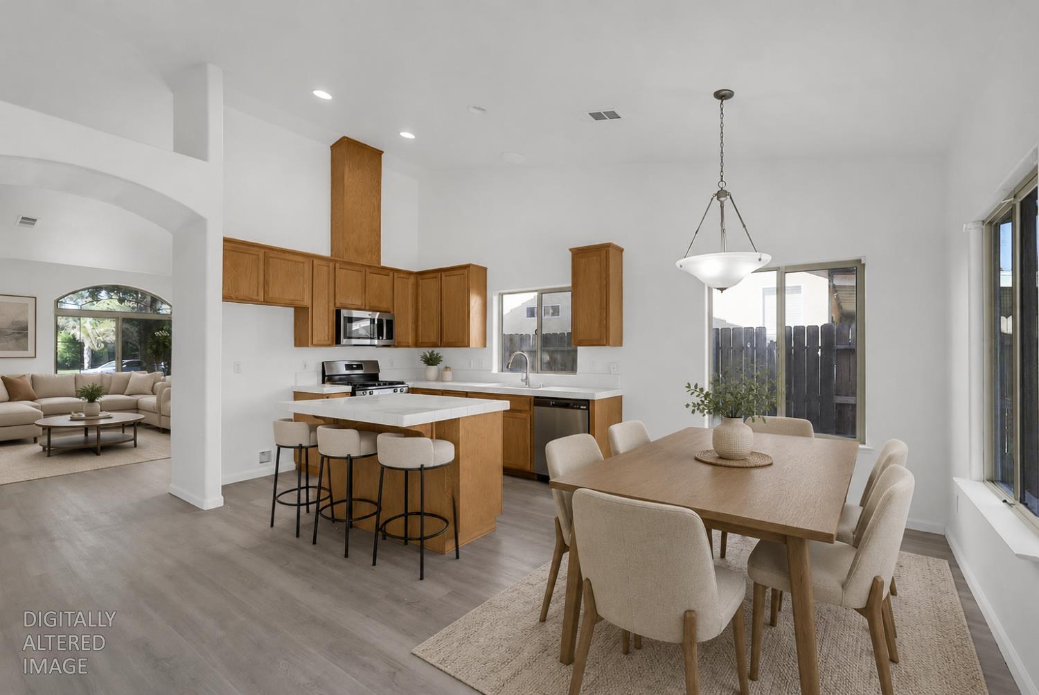 528 Burgundy St, Los Banos, CA 93635