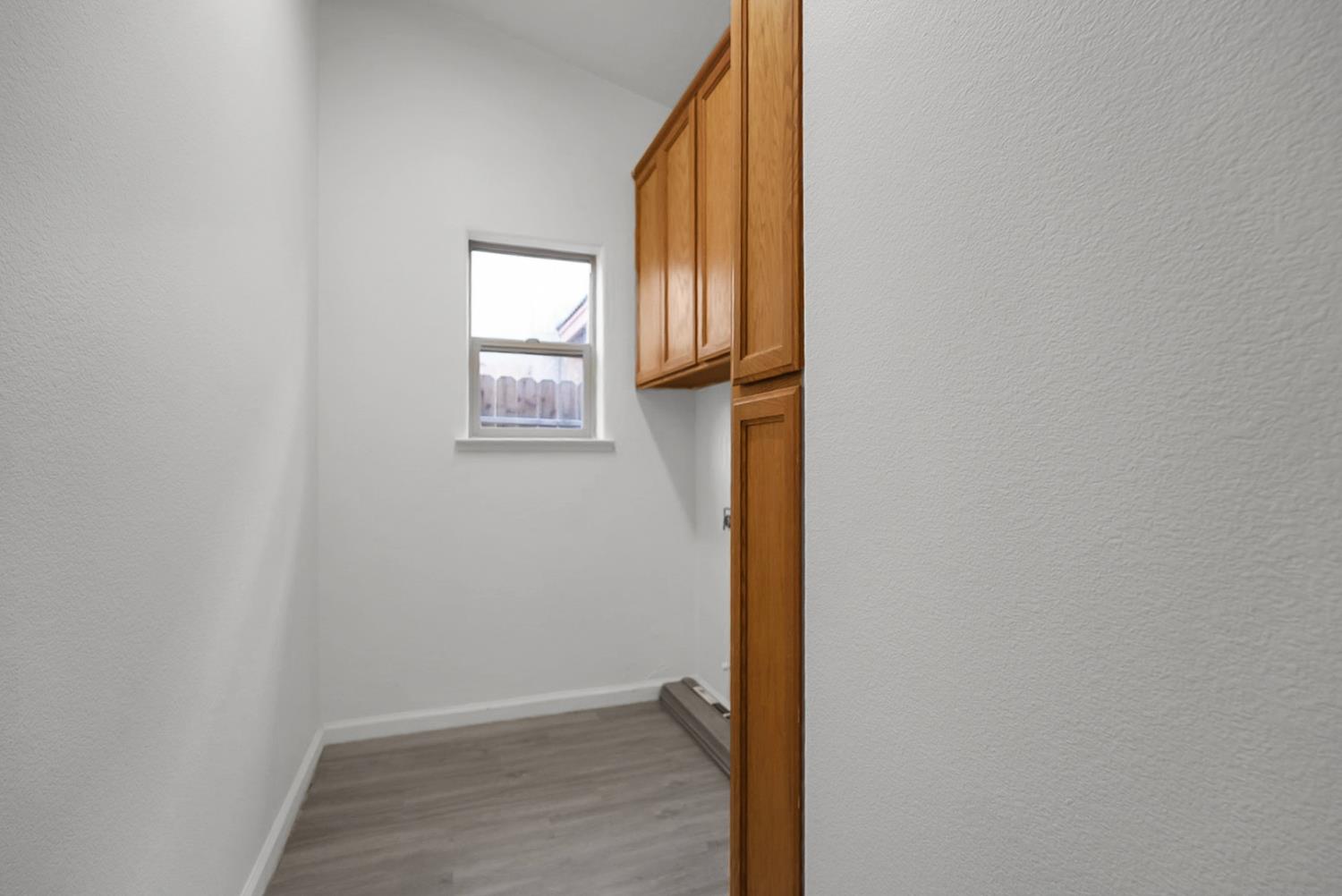 528 Burgundy St, Los Banos, CA 93635