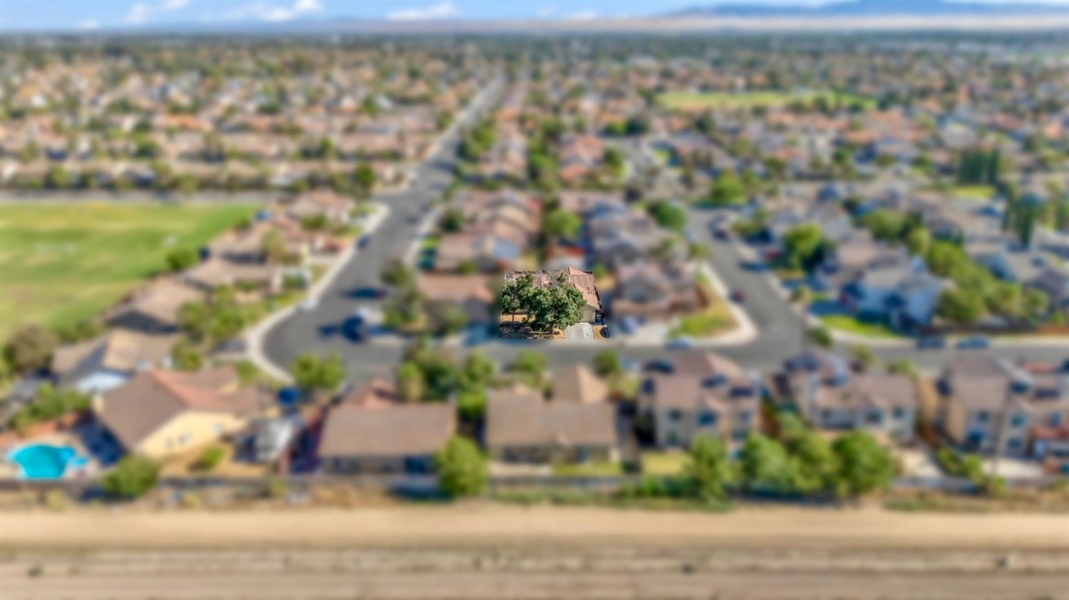 528 Burgundy St, Los Banos, CA 93635
