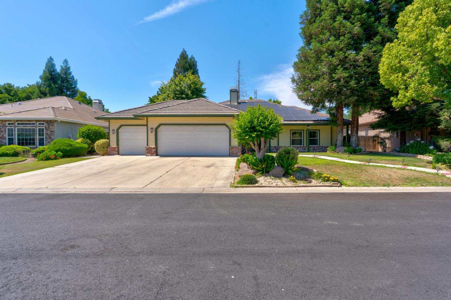 7090 Emerald St, Chowchilla, CA 93610