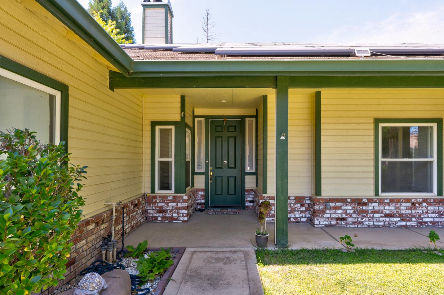 7090 Emerald St, Chowchilla, CA 93610