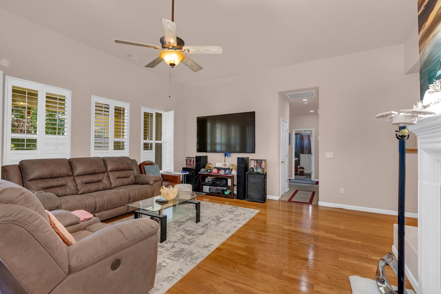 7090 Emerald St, Chowchilla, CA 93610