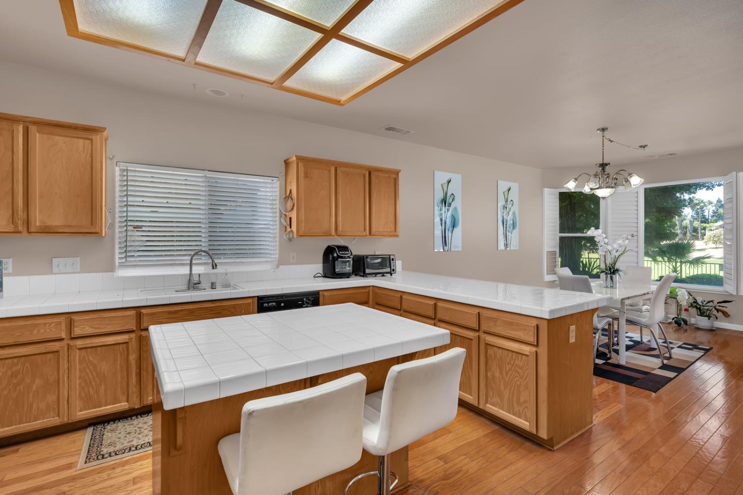 7090 Emerald St, Chowchilla, CA 93610