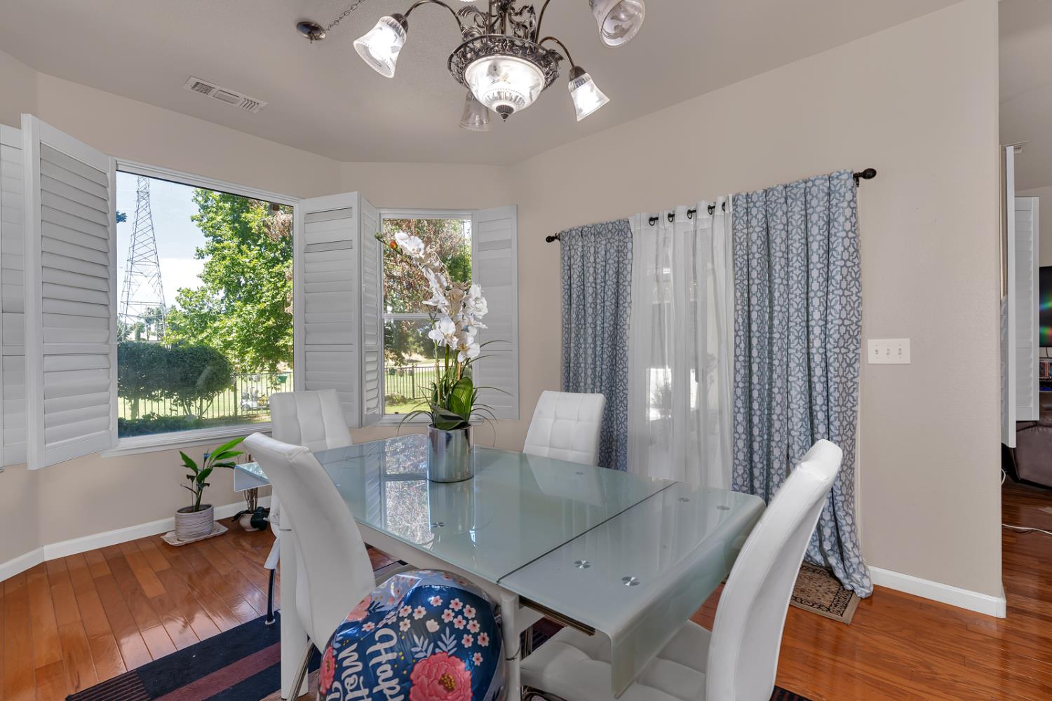 7090 Emerald St, Chowchilla, CA 93610