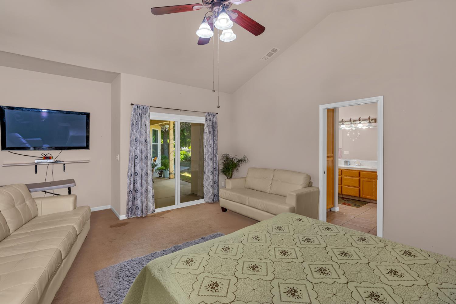 7090 Emerald St, Chowchilla, CA 93610