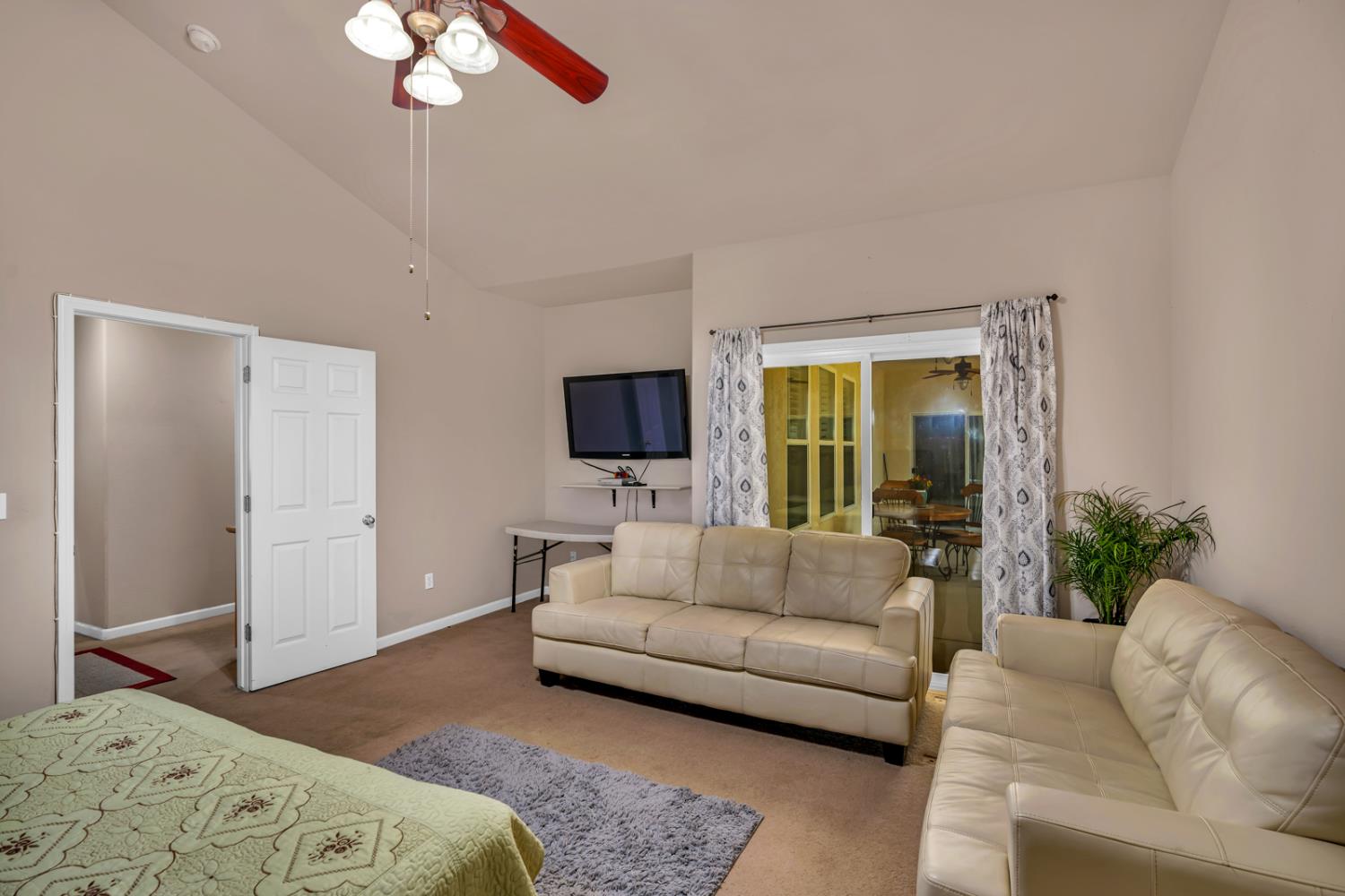 7090 Emerald St, Chowchilla, CA 93610
