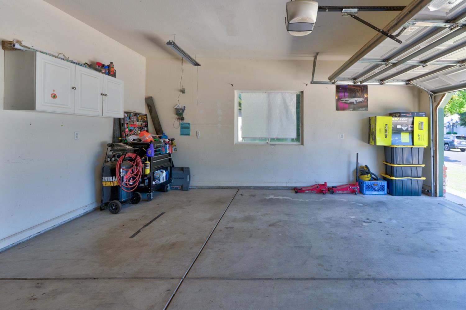 7090 Emerald St, Chowchilla, CA 93610