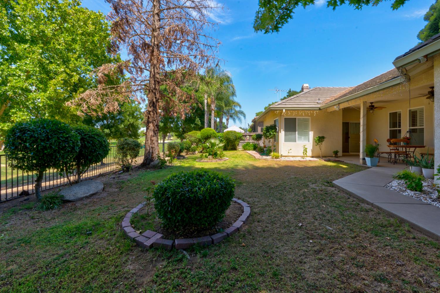 7090 Emerald St, Chowchilla, CA 93610