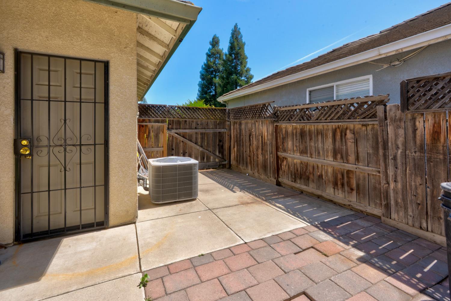 7090 Emerald St, Chowchilla, CA 93610
