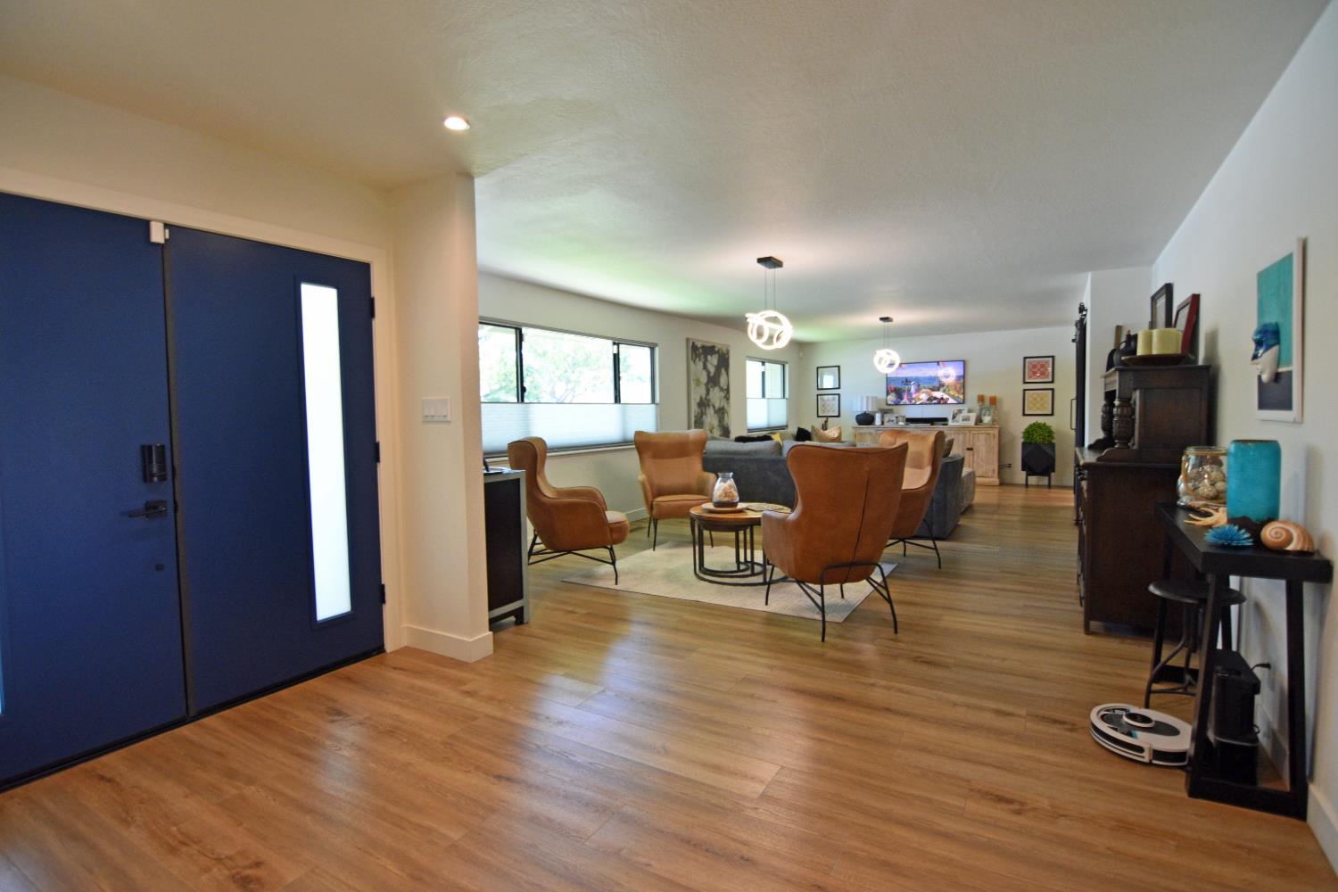 Open Photo