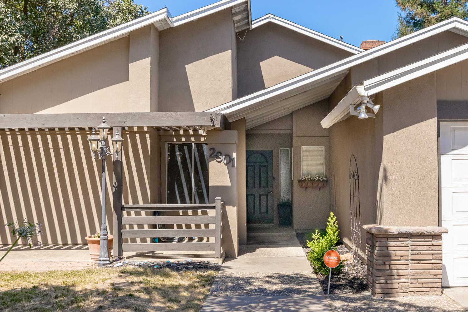 2801 Zarand Dr, Modesto, CA 95355