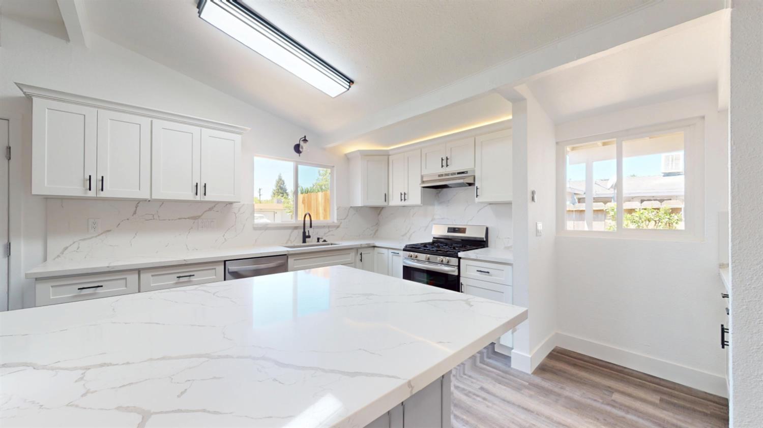 1575 Primrose Ave, Merced, CA 95340