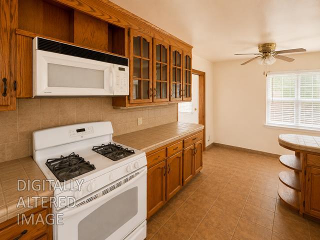 1217 Woodman Way, Modesto, CA 95350